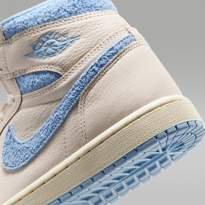 Air Jordan 1 Retro High OG Women's Shoes. Nike JP